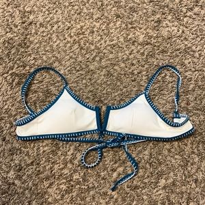 White and blue bikini top (size S)